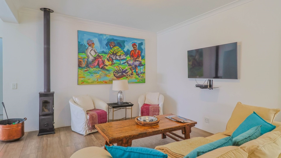 3 Bedroom Property for Sale in The Coves North West